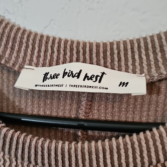 Three Bird Nest Taupe Crew Neck Sweater/Poncho, Womens Size Medium - Picture 4 of 7